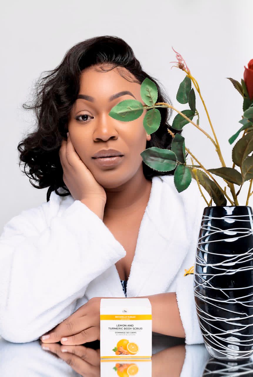 Lemon & Turmeric Body Scrub